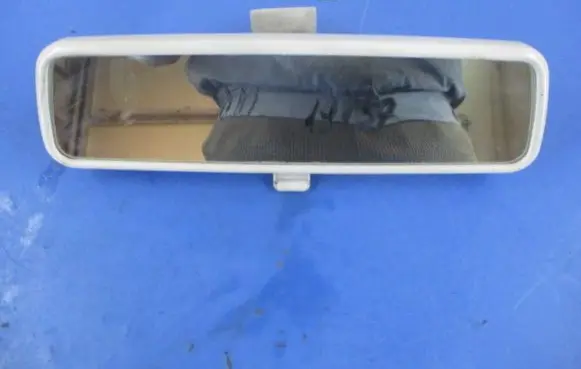 Volkswagen Golf IV Rear view mirror (interior)