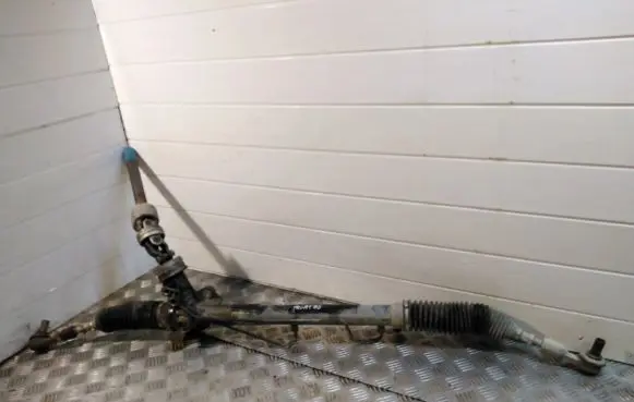 Volkswagen PASSAT B5 Steering rack 8D1422065J