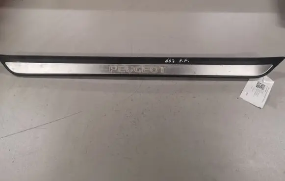 Peugeot 607 Front sill trim cover 9629149677