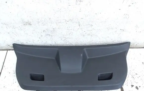 Opel Corsa E Tailgate/boot lid cover trim 13180938