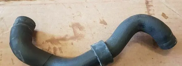 Audi A3 S3 8V Engine coolant pipe/hose 8V0121