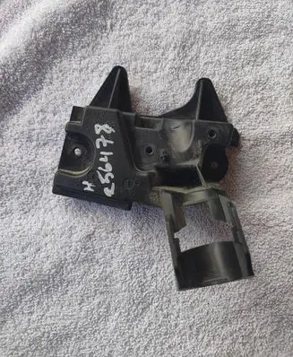 Peugeot 308 Headlight washer spray nozzle 6438Y8