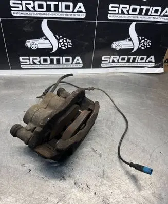 Front brake caliper