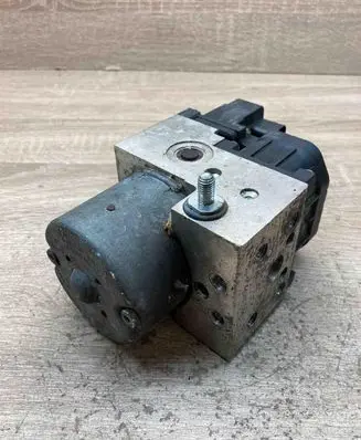 Toyota Yaris ABS Pump 0273004636 895410D011 445100D011