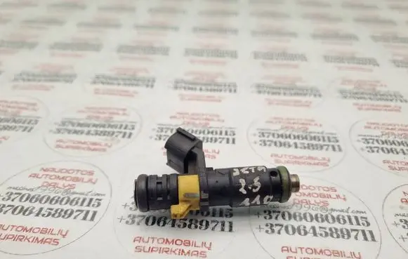 Volkswagen Jetta V Fuel injector