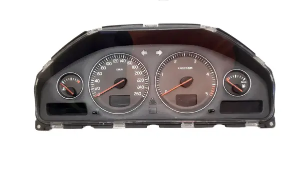 Volvo V70 Speedometer (instrument cluster) 30746102 69594700T 8675802