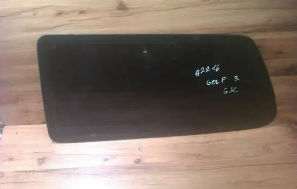 Volkswagen Golf III Rear side window