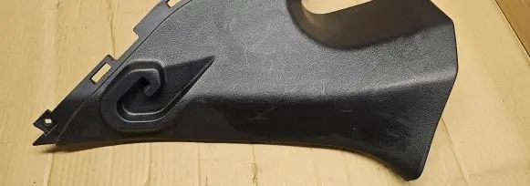 Subaru Outback (BS) (D) pillar trim (bottom) 