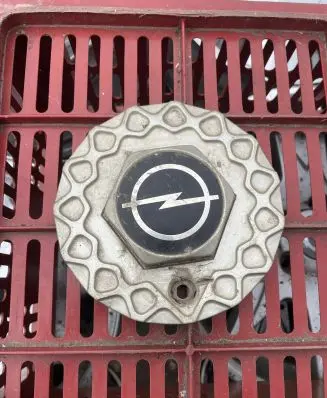 Opel Senator A Original wheel cap 0030044 90029
