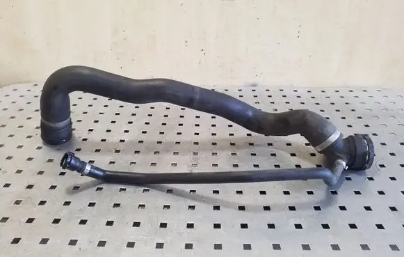 BMW X3 F25 Engine coolant pipe/hose 17127811128 7811128