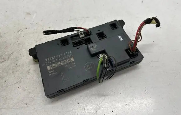 Mercedes-Benz E W211 Door control unit/module A2118701326
