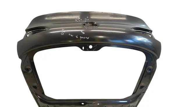 Mazda 3 Tailgate/trunk/boot lid