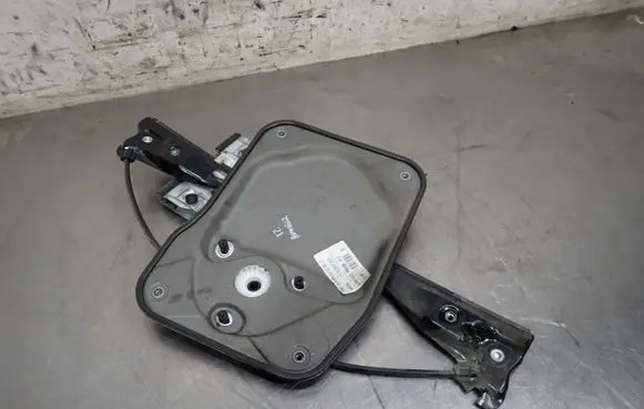 Skoda Roomster (5J) Front door manual window regulator 5J7837402