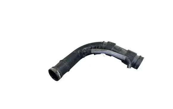 Volvo XC90 Turbo air intake inlet pipe/hose 31657341