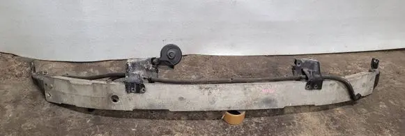 Mercedes-Benz E W211 Front bumper cross member