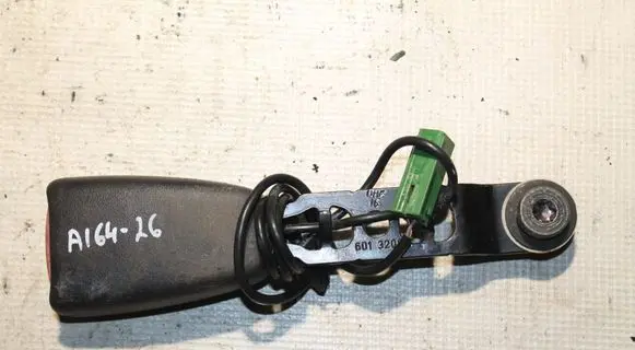 Volvo S40 Front seatbelt buckle 615580
