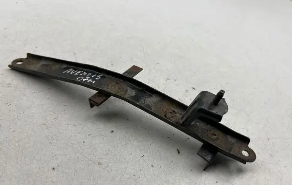 Toyota Avensis T250 Battery bracket 
