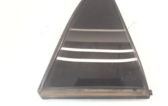 Peugeot 406 Rear vent window glass 43R000929