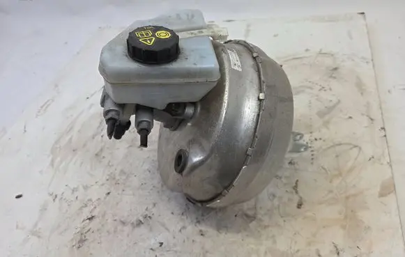 Jaguar XE Brake booster GX732B195BF