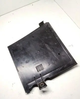 Volkswagen Transporter - Caravelle T5 Battery tray heat shield 7H0915438H