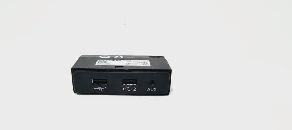 Audi Q7 4M USB socket connector 4M0035736A