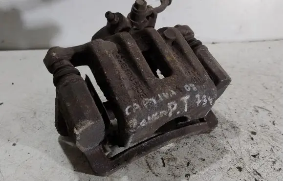 Chevrolet Volt I Rear brake caliper