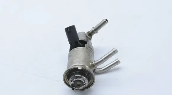 Mercedes-Benz Sprinter W907 W910 Fuel injector A0004900300 EA6002 2023806151402