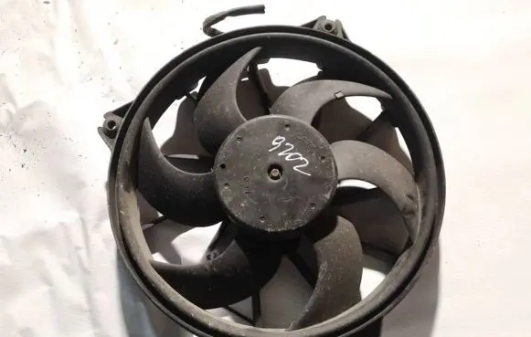 Peugeot 807 Radiator cooling fan shroud
