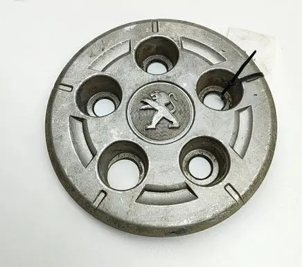 Peugeot Boxer R20 wheel hub/cap/trim 1374675080