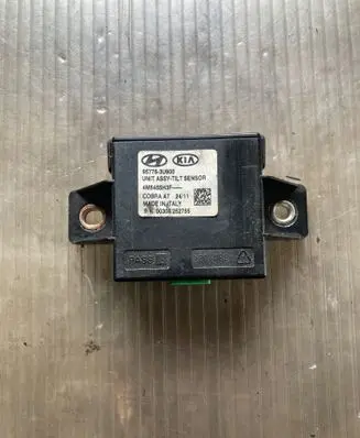 KIA Sportage Yaw turn rate sensor 957753U900 00305252755 4M5455H3F