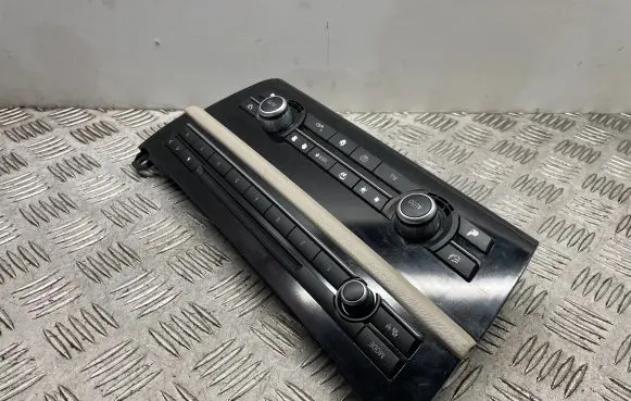 BMW 5 F10 F11 Climate control unit 9241238