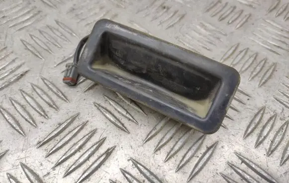 Land Rover Range Rover Sport L320 Tailgate opening switch YUZ500020