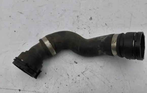 BMW 5 F10 F11 Engine coolant pipe/hose 8509273