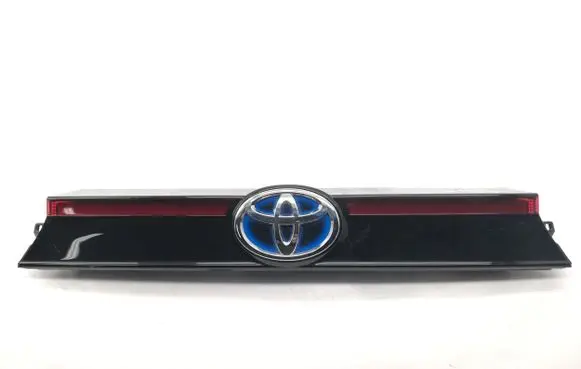 Toyota Yaris Cross Tailgate rear/tail lights 768010D760