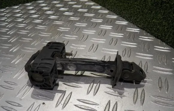 Toyota Proace Loading door check strap stopper 