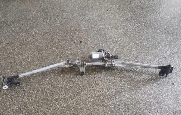 Smart ForTwo II Front wiper linkage and motor A4518240001