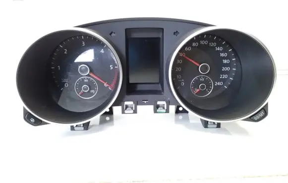Volkswagen Golf VI Speedometer (instrument cluster) 5K0920871A