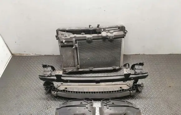 Citroen DS3 Radiator set 