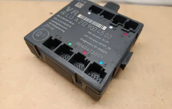 Mercedes-Benz E W212 Door control unit/module A2129004502 A2128203826 A2129028101