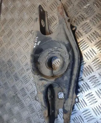 Mercedes-Benz E W212 Rear upper control arm/wishbone A2043520888