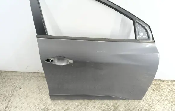 Hyundai ix35 Front door ZAR9P
