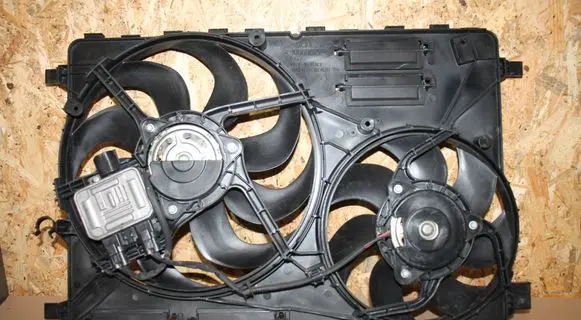 Volvo XC60 Radiator set P30668629