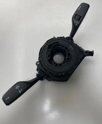 Wiper turn signal indicator stalk/switch