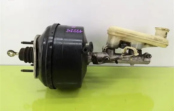 Chrysler 300M Brake booster 04779072AB