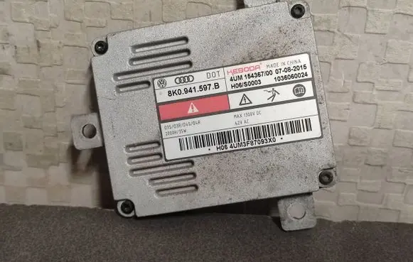 Audi A3 S3 8V Headlight ballast module Xenon 8K0941597B