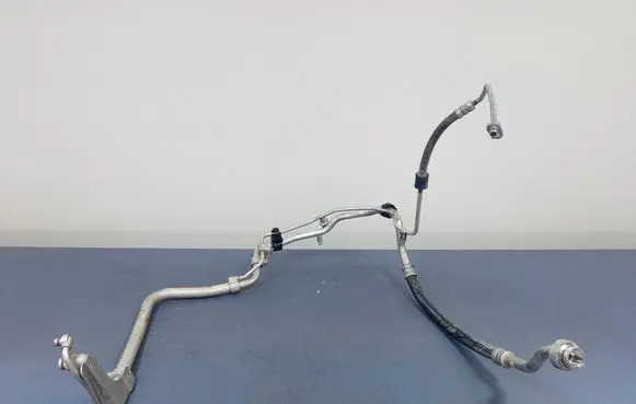 Skoda Octavia Mk3 (5E) Air conditioning (A/C) pipe/hose 5Q0816743C