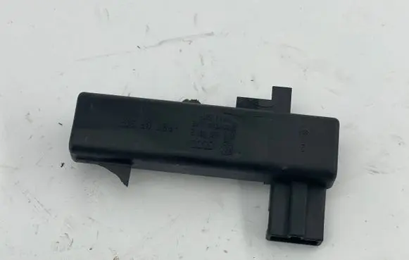 Volkswagen Touareg I Interior comfort aerial antenna 3D0909141E 5WK45015