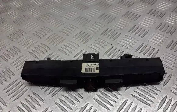 Opel Zafira B Hazard light switch 13100105