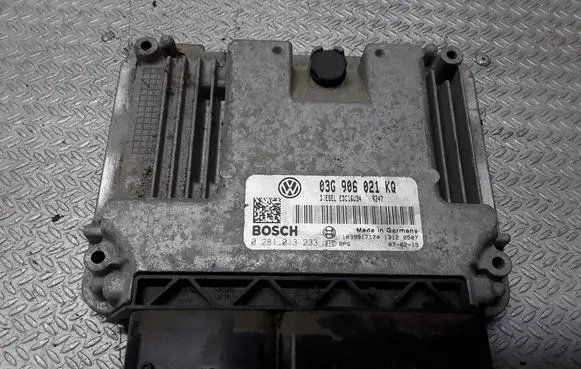 Volkswagen Golf Plus Engine control unit/module 03G906021KQ 0281013233