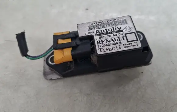 Renault Megane I Airbag deployment crash/impact sensor 7700437300